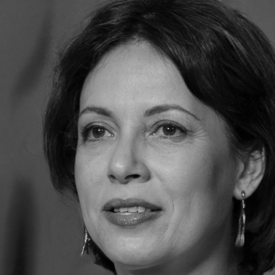 Thu Hằng Bjørnstad, content strategist analyzing social media trends